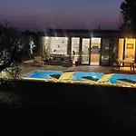 Hacienda Matea - Oasis Of Romance Near The Beaches, Surrounded By Olive Trees, Pool, Jacuzzi And Playground, - Istria ヴィラ