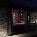 ヴィラ Hacienda Matea - Oasis Of Romance Near The Beaches, Surrounded By Olive Trees, Pool, Jacuzzi And Playground, - Istria プーラ