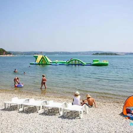 Hacienda Matea - Oasis Of Romance Near The Beaches, Surrounded By Olive Trees, Pool, Jacuzzi And Playground, - Istria * Pola